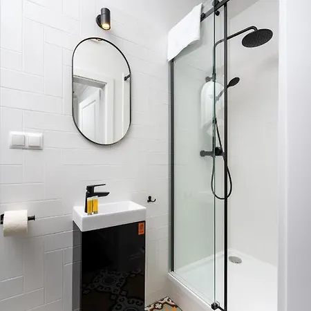 Metro Wilenski #2 Appartement Varsovie
