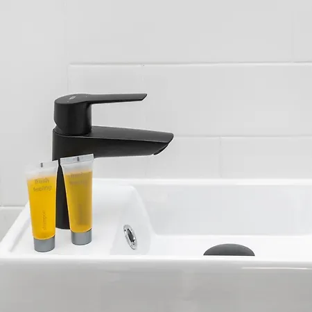 Metro Wilenski #2 By Bookinghost